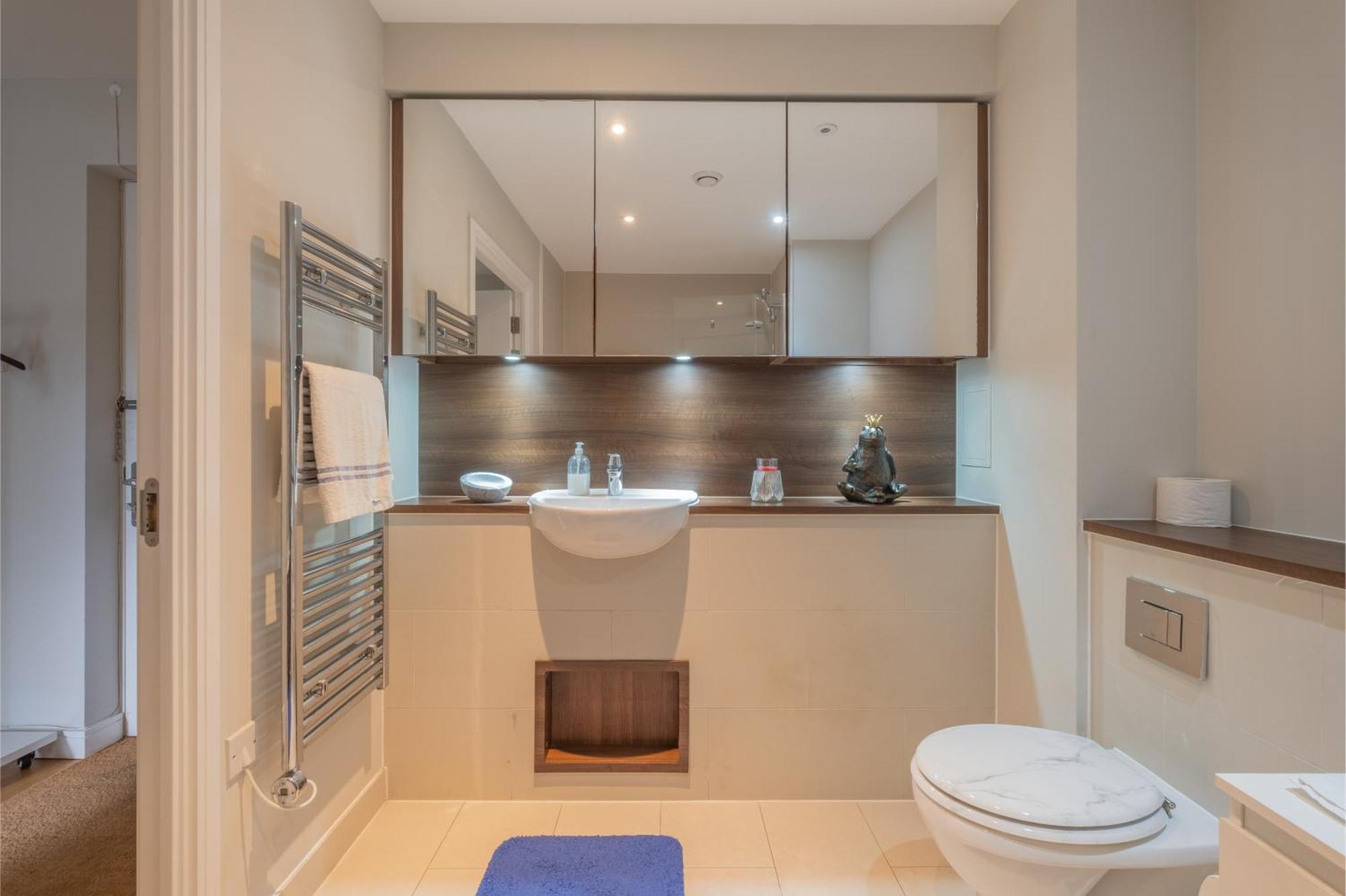 Brand New London Flat With Car Park Apartment Exterior photo